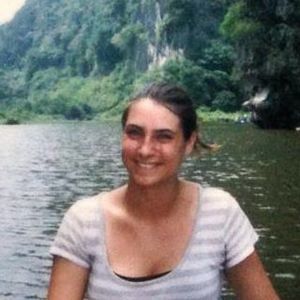 Meet your Posher, Becca